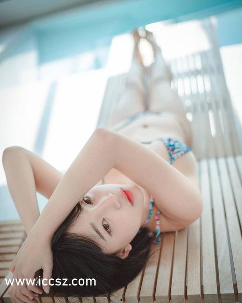 抖音奶片裸摇去哪里吃瓜,揭秘网红美食背后的瓜田秘境